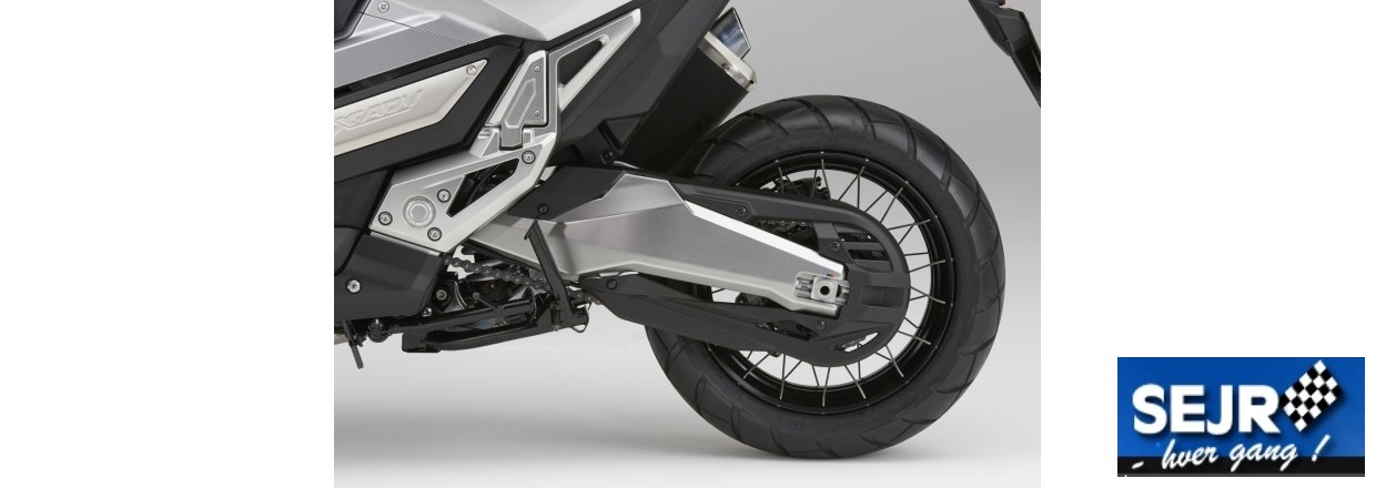 HONDA Adventure & Touring X-ADV750 i butikken.